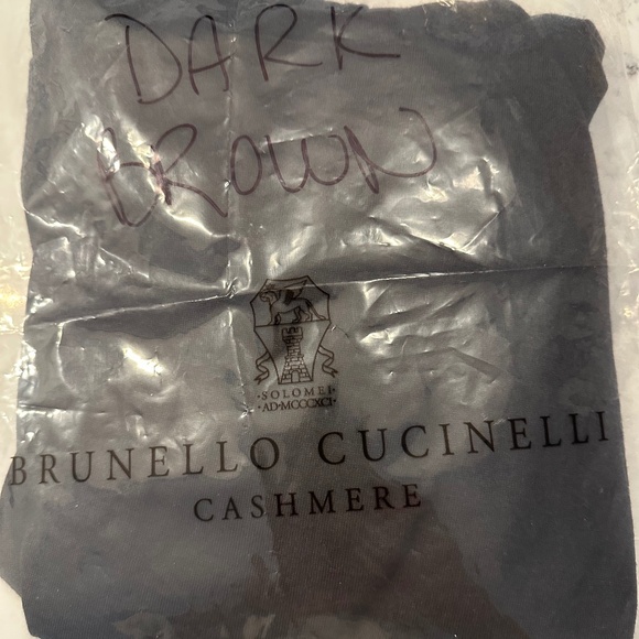 A DARK BROWN LIGHTWEIGHT HOODED PULL OVER - Picture 7 of 7